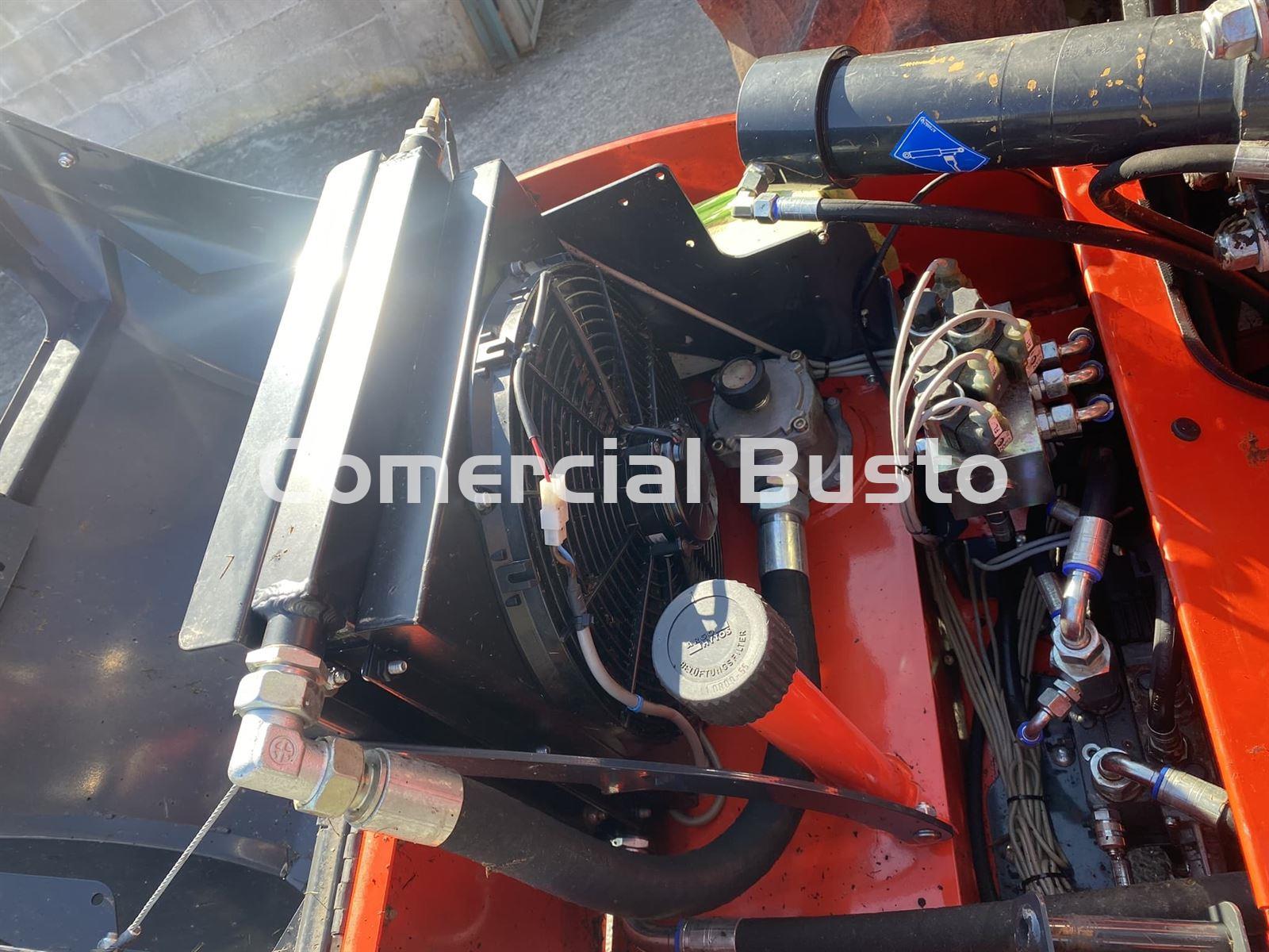 Desbrozadora de brazo Kuhn HE 5051 - Imagen 4